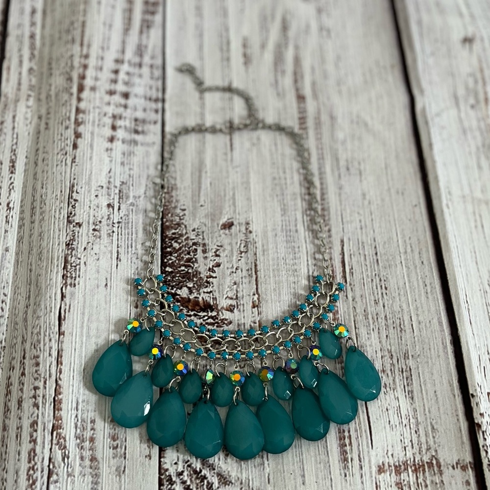 🎉SOLD🎉Statement necklace